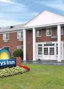 Imej utama Days Inn by Wyndham Cleveland Lakewood