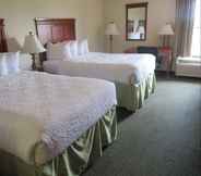 Others 2 SureStay Plus Hotel by Best Western Norman