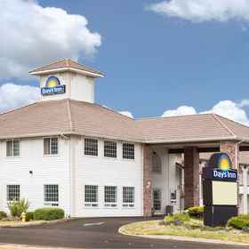 Primary image1Days Inn by Wyndham Ocean Shores,格雷斯港县飯店