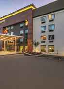 Imej utama La Quinta Inn & Suites by Wyndham Hartford - Bradley Airport