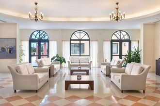 기타 4 Century Resort