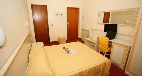 Others 2 Hotel Adler