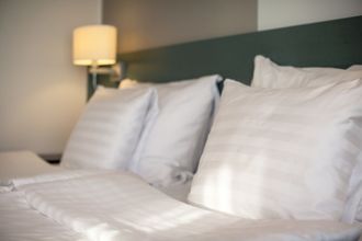 기타 4 Scandic Rosendahl