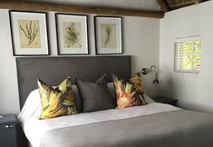 Lain-lain 2 Hunter's Country House