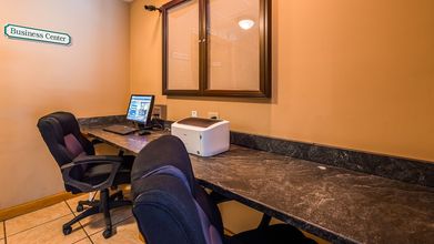 其他 4 Best Western Adirondack Inn