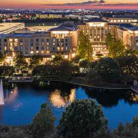 Primary image1達拉斯普萊諾萊加西鎮中心萬豪飯店,Legacy Car Wash & Detail Center飯店