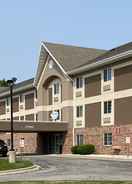 Imej utama Days Inn & Suites by Wyndham Green Bay WI.