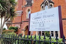 其他 Corner House Hotel