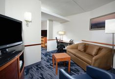 Others 6 Fairfield Inn & Suites by Marriott Charlottesville North