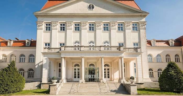 Others Austria Trend Hotel Schloss Wilhelminenberg