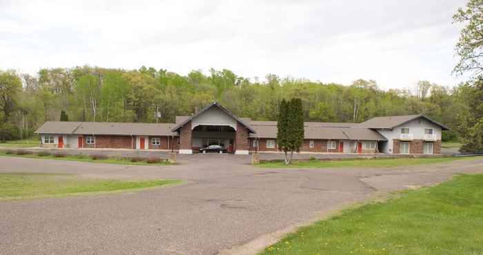 Others AmeriVu Inn and Suites - St. Croix Falls