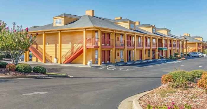 Others Quality Inn Bessemer I-20 exit 108