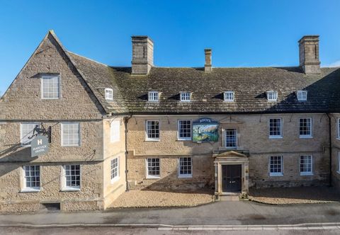 Lainnya The Haycock Manor Hotel