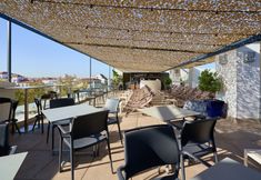 기타 4 Becquer Hotel, Historic City Center