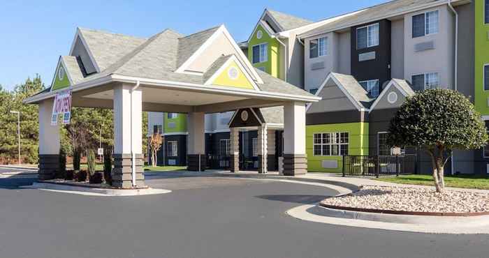 Others Quality Inn & Suites Ashland near Kings Dominion