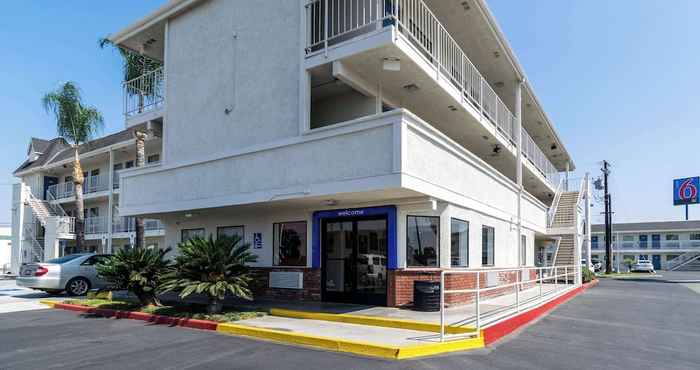 Others Motel 6 Anaheim, CA - Fullerton East