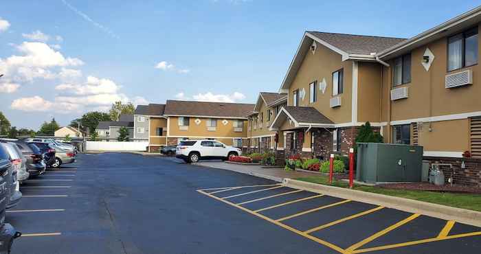 Others Super 8 by Wyndham Sterling Heights/Detroit Area