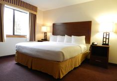 อื่นๆ 4 Ashmore Inn and Suites