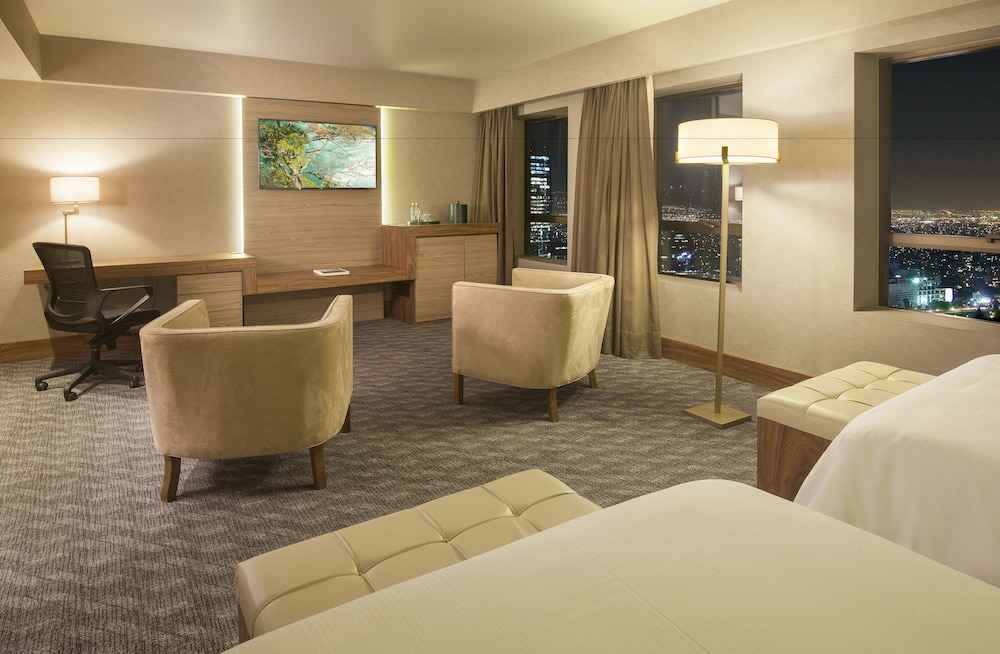 Room rate Regal Pacific Hotel Santiago, Las Condes from 12-02-2023 until  13-02-2023