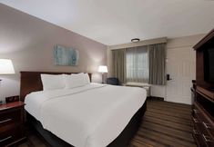 其他 7 SureStay Plus by Best Western Woodbury Inn