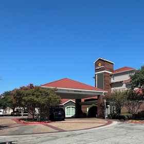 Primary image1達拉斯南阿靈頓溫德姆拉昆塔套房飯店,Six Flags Mall飯店