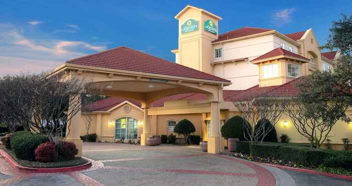 Others La Quinta Inn & Suites by Wyndham Dallas Arlington South