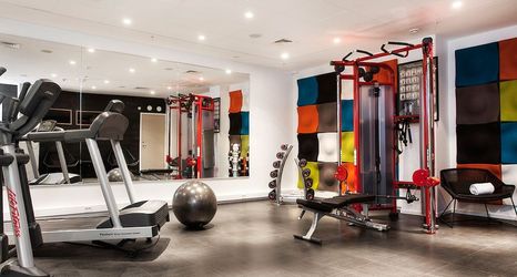 기타 2 Scandic Klara