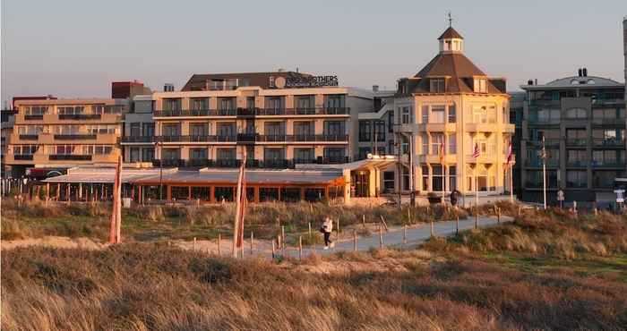 Others Two Brothers Noordwijk Beach