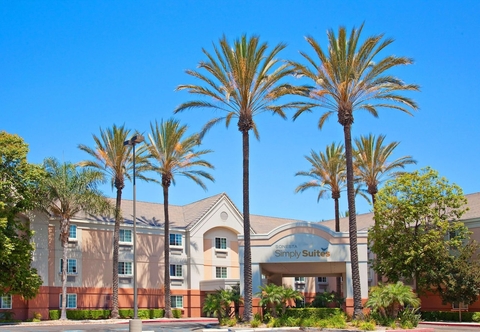 Lainnya Sonesta Simply Suites Orange County Airport