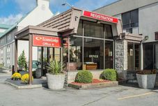 Lainnya Econo Lodge By The Falls