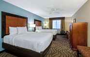 อื่นๆ 7 La Quinta Inn & Suites by Wyndham Santa Rosa