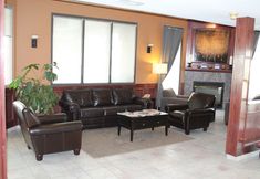 Others 3 Best Western Strathmore Inn