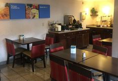 อื่นๆ 3 Quality Inn Kirkland