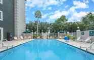 อื่นๆ 5 La Quinta Inn & Suites by Wyndham Naples East (I-75)