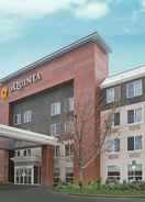 Imej utama La Quinta Inn & Suites by Wyndham Detroit Utica