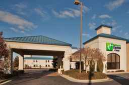 Holiday Inn Express Hotel & Suites Wilson - Hayes Place, an IHG Hotel, Rp 3.053.130