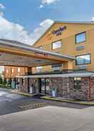 Imej utama Comfort Inn Nashville West