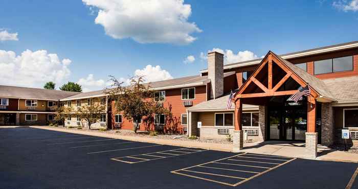 Others AmericInn by Wyndham Menomonie