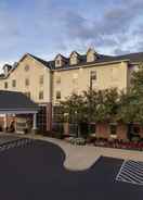 Imej utama Hampton Inn & Suites State College at Williamsburg Square