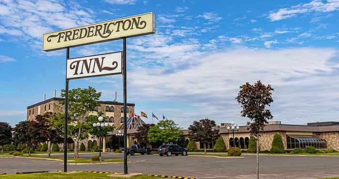 อื่นๆ Fredericton Inn