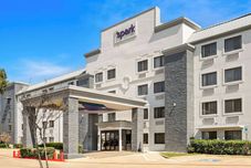 Others Spark by Hilton Grapevine DFW North