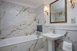 其他 4 Bailbrook House