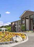 Imej utama Travelodge by Wyndham Kamloops Mountview