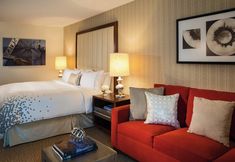 อื่นๆ 3 Renaissance Newark Airport Hotel