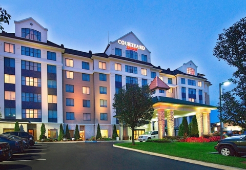 อื่นๆ Courtyard by Marriott Long Island MacArthur Airport