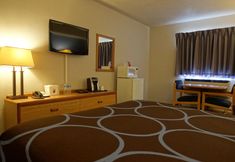 Others 2 Super 8 by Wyndham Swift Current