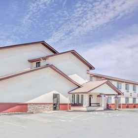 Primary image1蒙哥馬利梅布魯克溫德姆速 8 飯店,纽约斯图尔特国际机场 (SWF)飯店