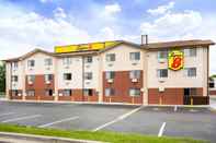 Lainnya Super 8 by Wyndham Chester/Richmond Area