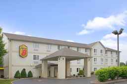 Super 8 by Wyndham Pontoon Beach IL/St. Louis MO Area, Rp 1.234.957