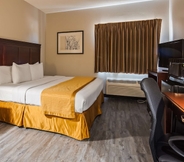 อื่นๆ 5 SureStay Hotel by Best Western Orange